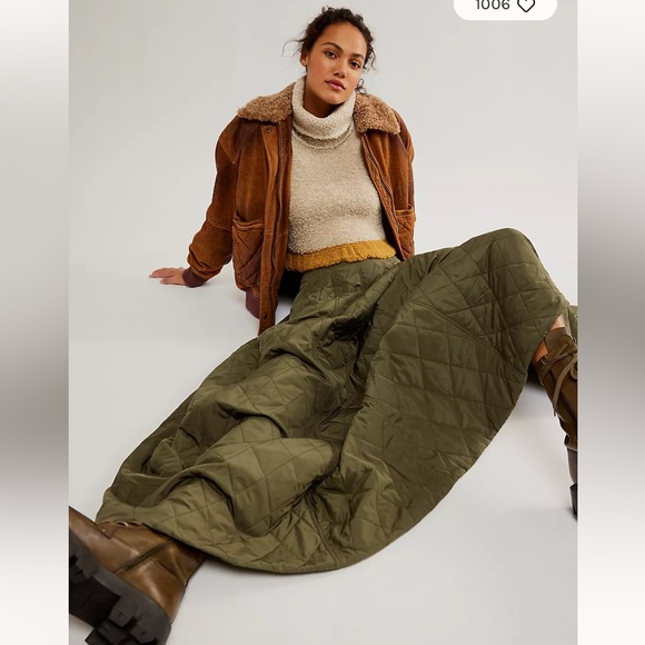 Norma Kamali Quilted Long Grace Skirt! - Picture 3 of 7